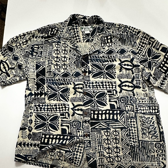 Two Palms Geometric Pattern Black and White Men's Shirt - Picture 1 of 2